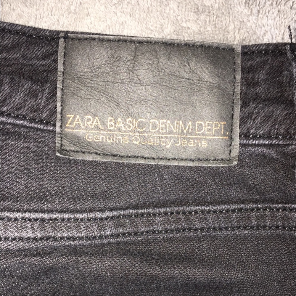 Mid-High Rise Ripped Jeans - Picture 3 of 8